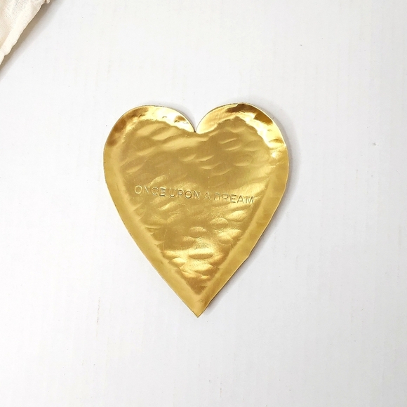 Creative Co-op brass, heart shaped dish. - Picture 3 of 6
